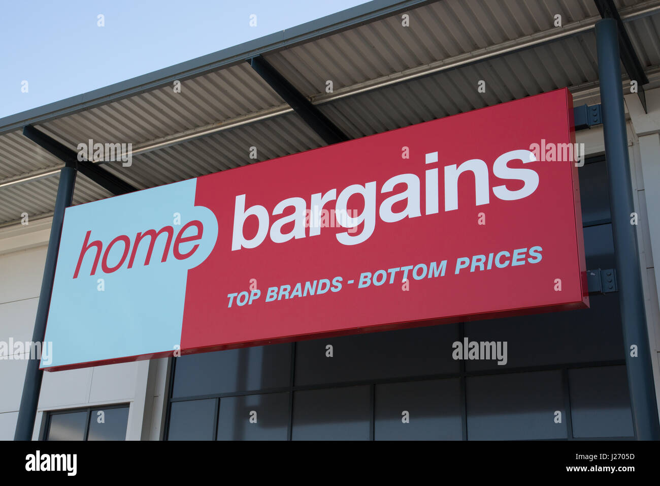 Home Bargains signage Stock Photo