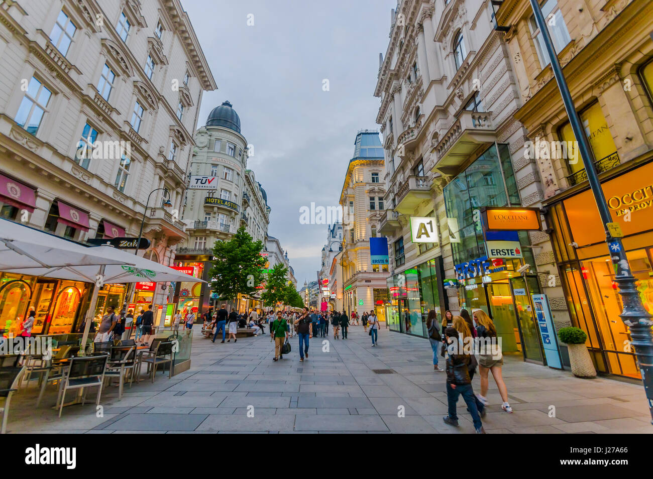 Singerstrasse vienna hi res stock photography and images Alamy