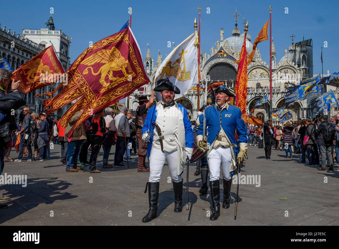 Venice, ITALY. 25th APRIL, 2017.  "Venetisti" and social centres during the  annual anniversary of Italy liberation in Venice, Italy. Anniversary 25th April in Venice. © Stefano Mazzola/Awakening/Alamy Live News Stock Photo