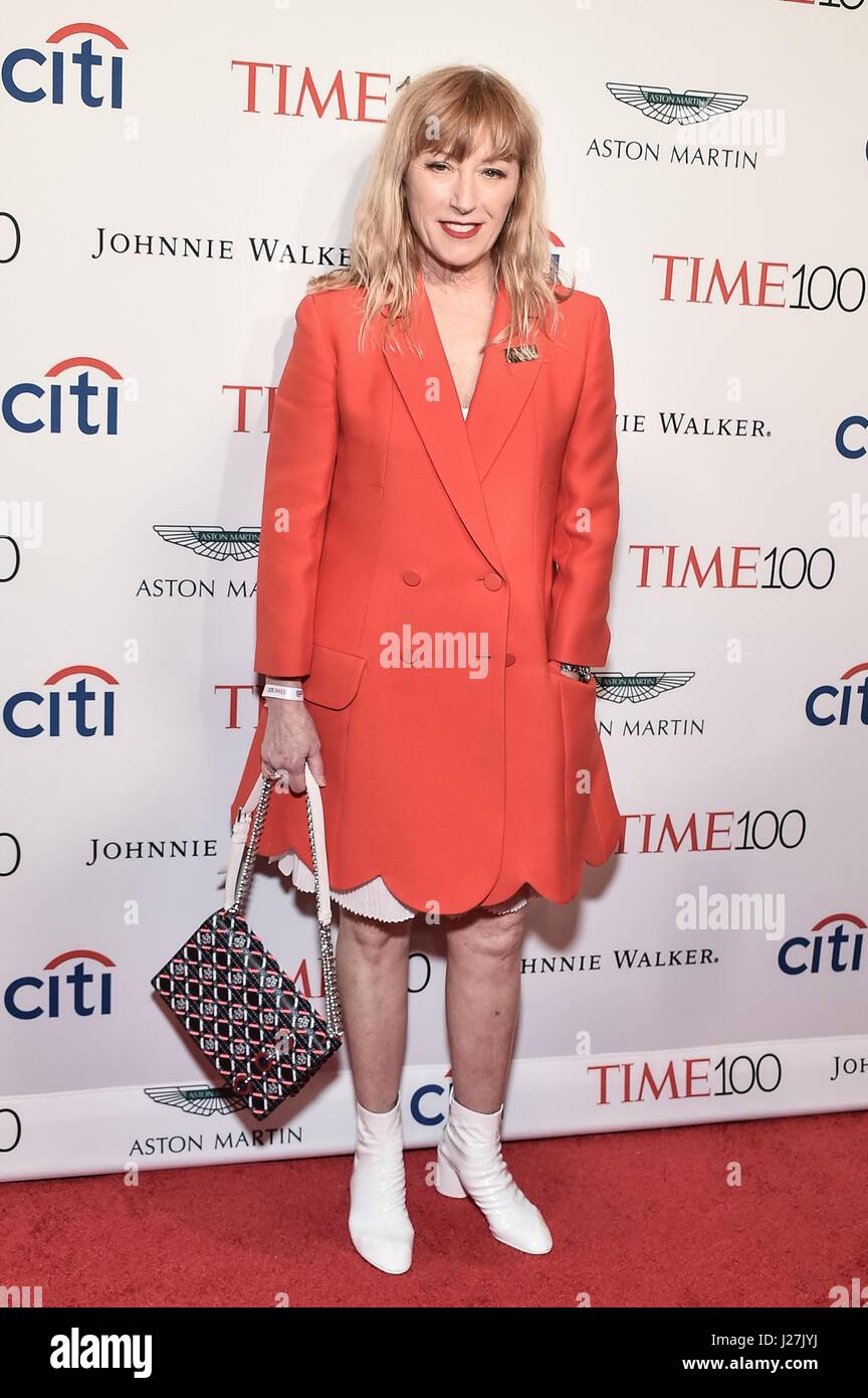 New York, NY, USA. 25th Apr, 2017. Cindy Sherman at arrivals for TIME 100 Gala Dinner 2017, Jazz at Lincoln Center's Frederick P. Rose Hall, New York, NY April 25, 2017. Credit: Steven Ferdman/Everett Collection/Alamy Live News Stock Photo