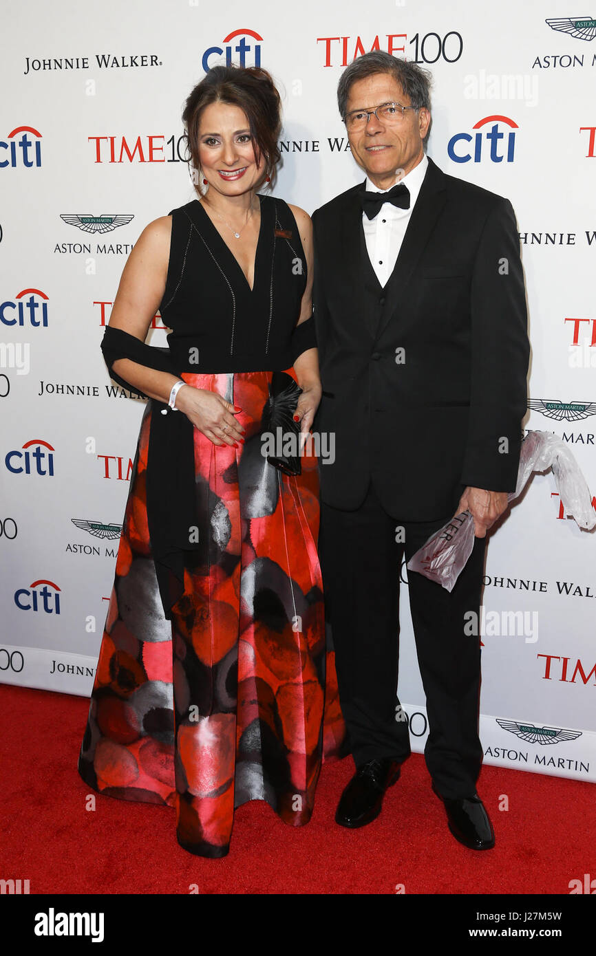 New York, USA. 25th Apr, 2017. Astronomer Natalie Batalha (L) and Celso Batalha attend the Time 100 Gala at Frederick P. Rose Hall on April 25, 2017 in New York City. Credit: Debby Wong/Alamy Live News Stock Photo
