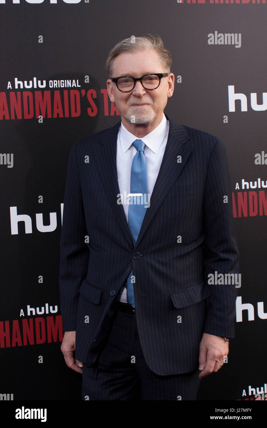 Los Angeles, USA. 25th Apr, 2017. Warren Littlefield arrives at Hulu's ...