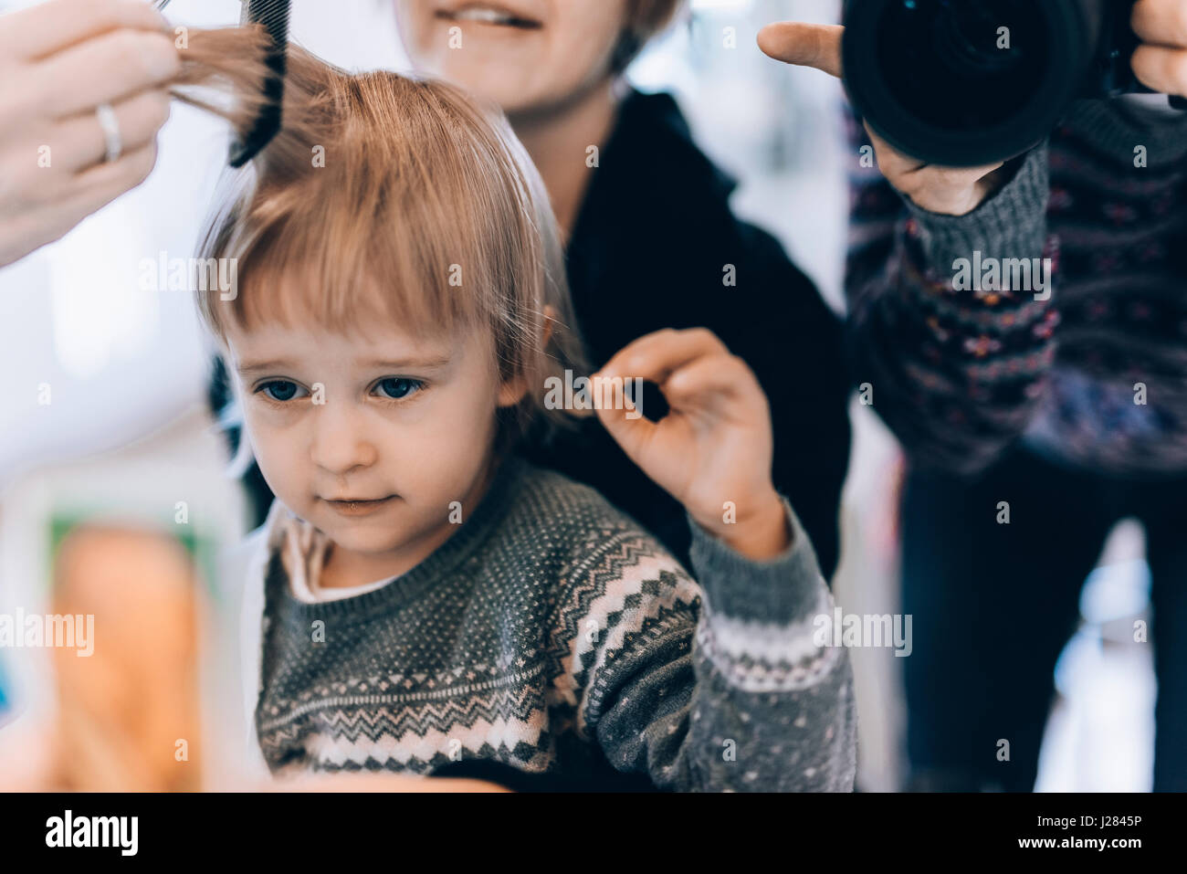 Cutting hair salon hires stock photography and images Alamy