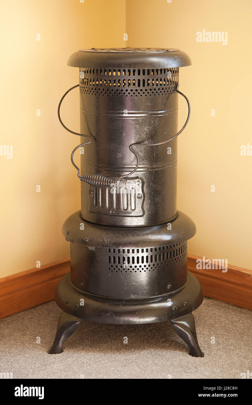 Antique heater hi-res stock photography and images - Alamy