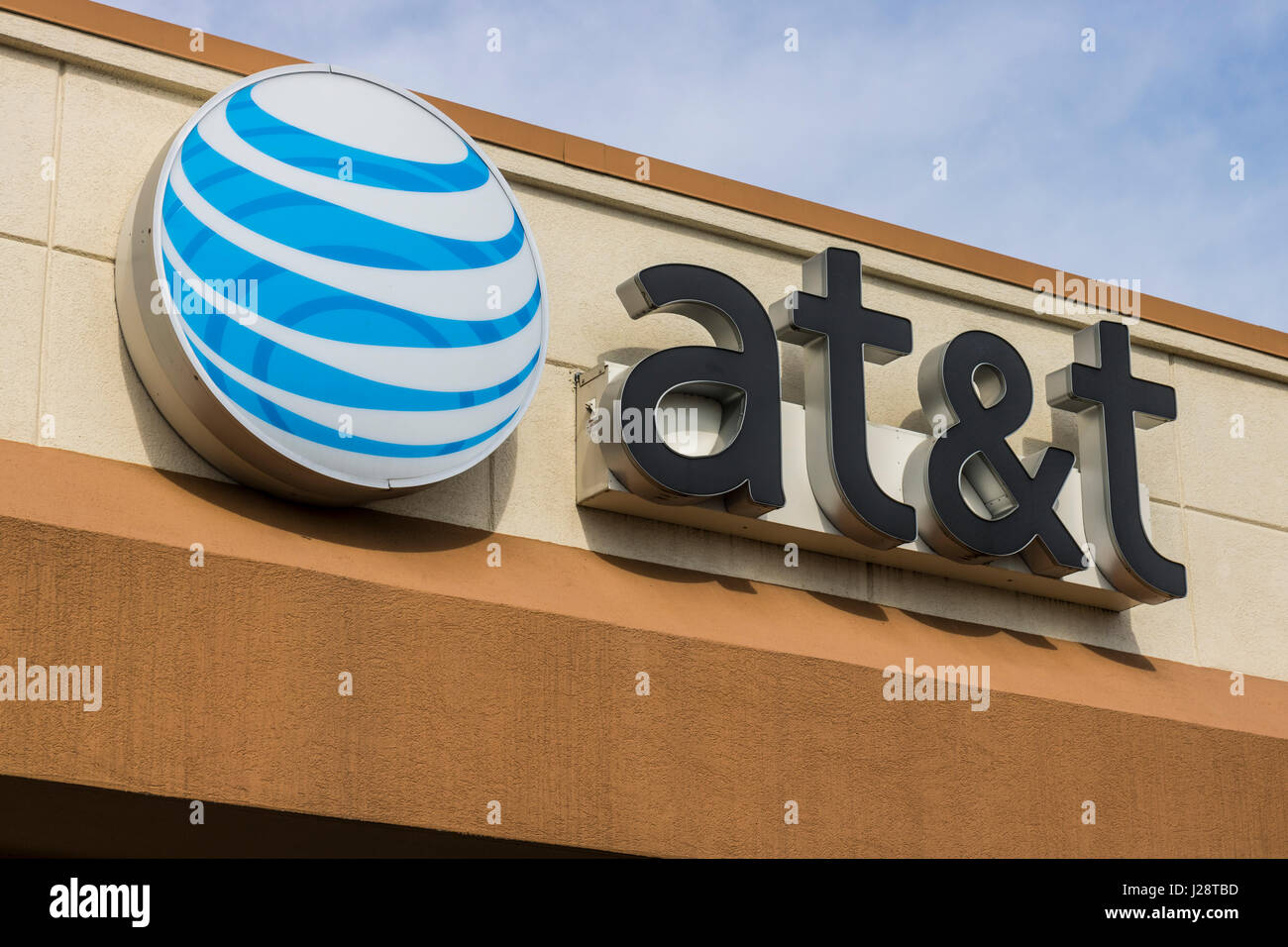 Marion - Circa April 2017: AT&T Corporate logo and signage on a downtown central office. AT&T now offers Uverse, VoIP, Cell Phones and DirecTV XVI Stock Photo