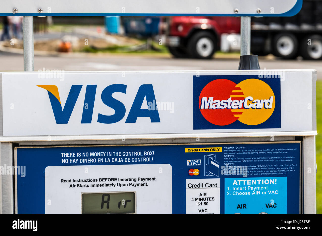 Marion - Circa April 2017: VISA and MasterCard Logo. VISA and ...