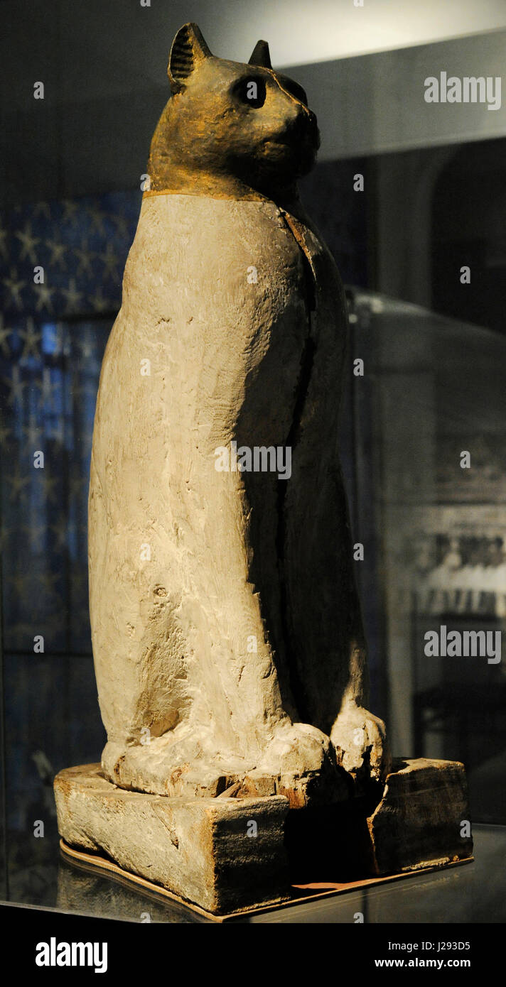 Egypt. Animal mummies. The cat was seen as manifestation of the goddess Bastet. This statue is hollow, and was once a sarcophagus for the mummy of a cat. Historical Museum. Oslo. Norway. Stock Photo