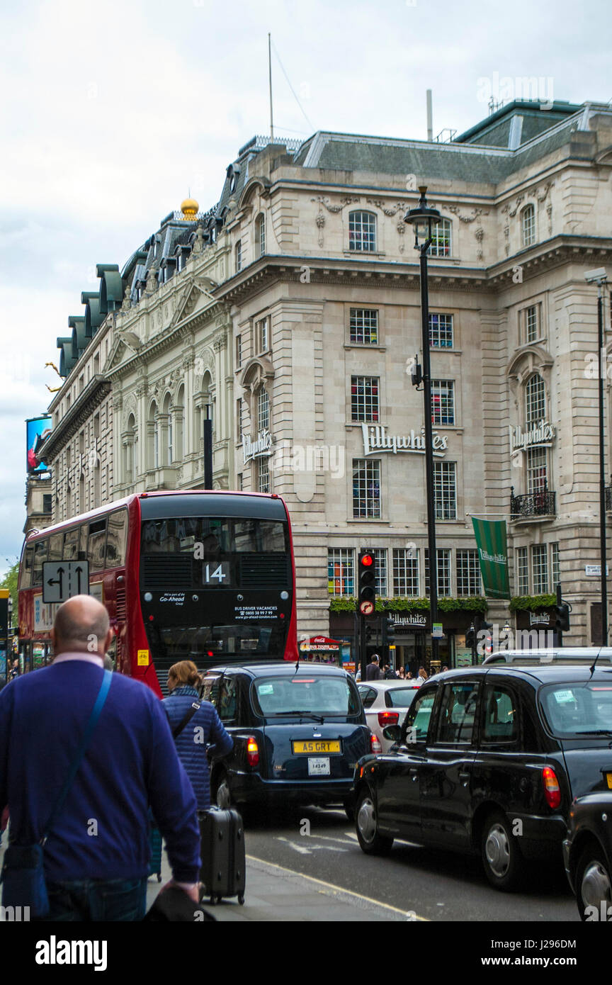 Lillywhites Piccadilly High Resolution Stock Photography and Images Alamy