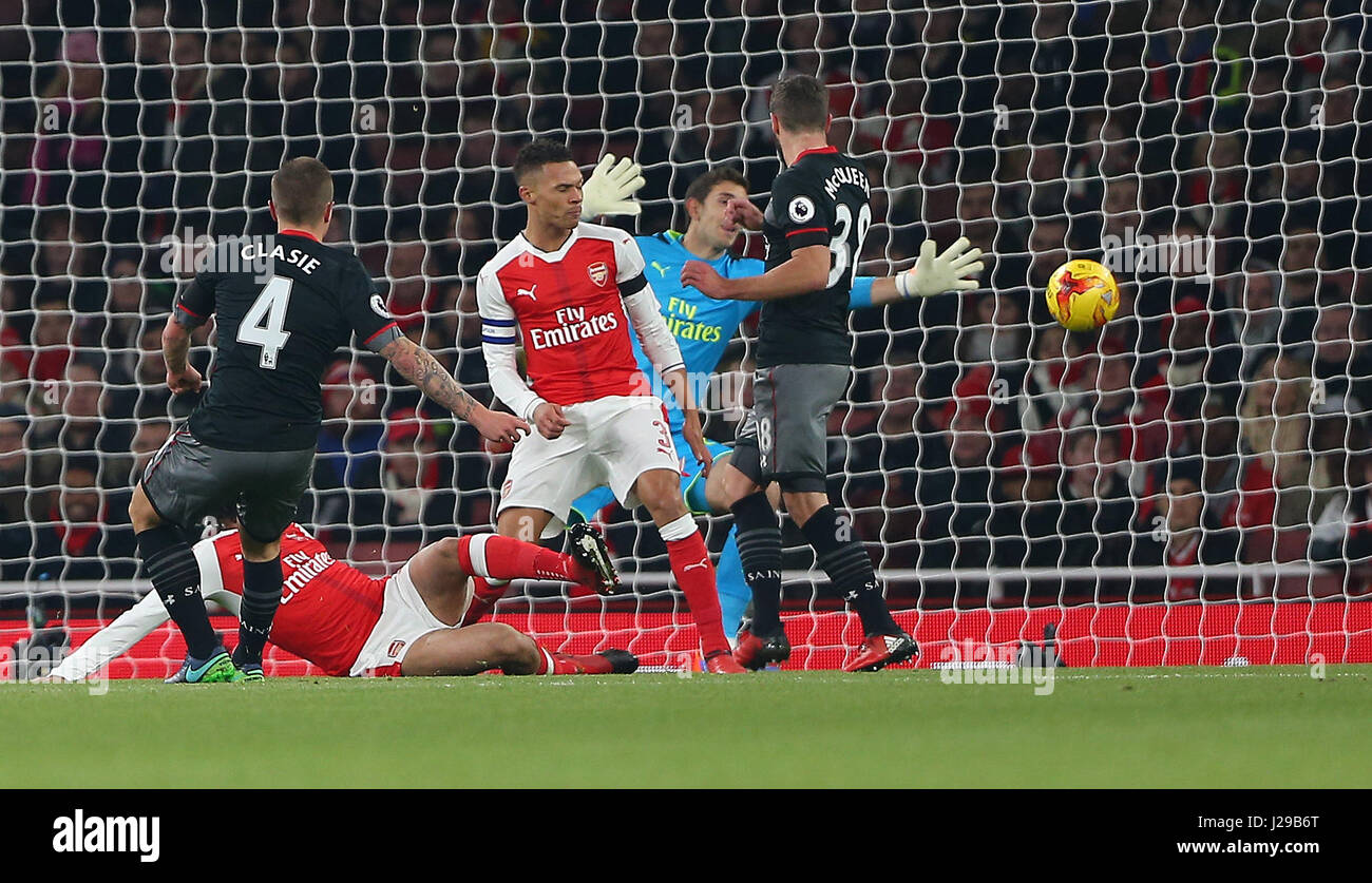 Jordy Clasie of Southampton scores the opening goal during the EFL Cup Quater-final match between Arsenal and Southampton at the Emirates Stadium in London. November 30, 2016. EDITORIAL USE ONLY - FA Premier League and Football League images are subject to DataCo Licence see www.football-dataco.com Stock Photo