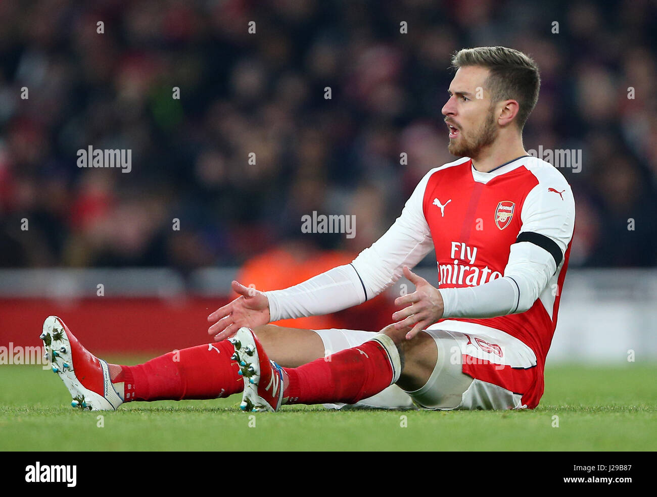 Arsenals Aaron Ramsey during the EFL Cup Quater-final match between Arsenal and Southampton at the Emirates Stadium in London. November 30, 2016. EDITORIAL USE ONLY - FA Premier League and Football League images are subject to DataCo Licence see www.football-dataco.com Stock Photo