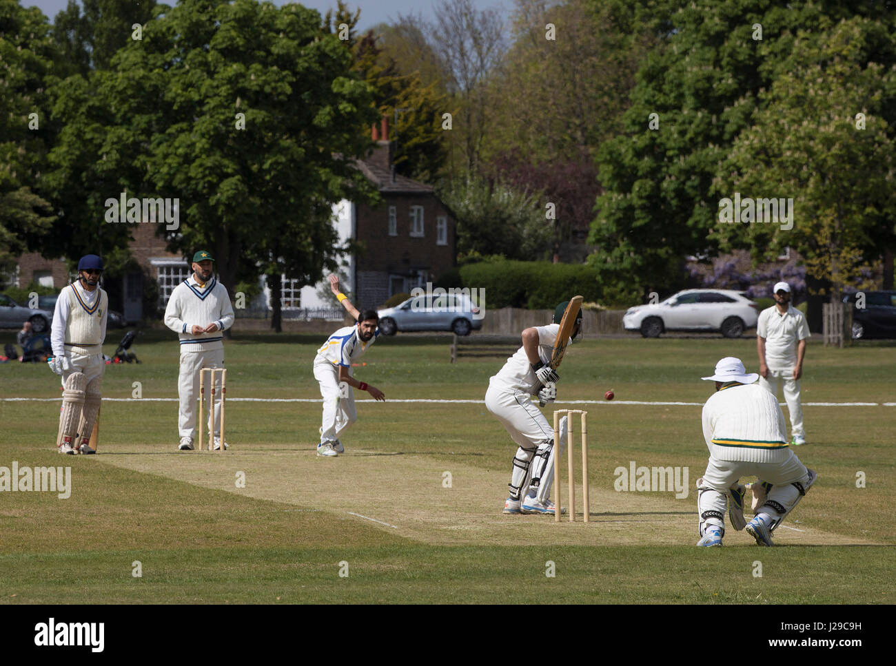Cricket green village london hi-res stock photography and images - Alamy