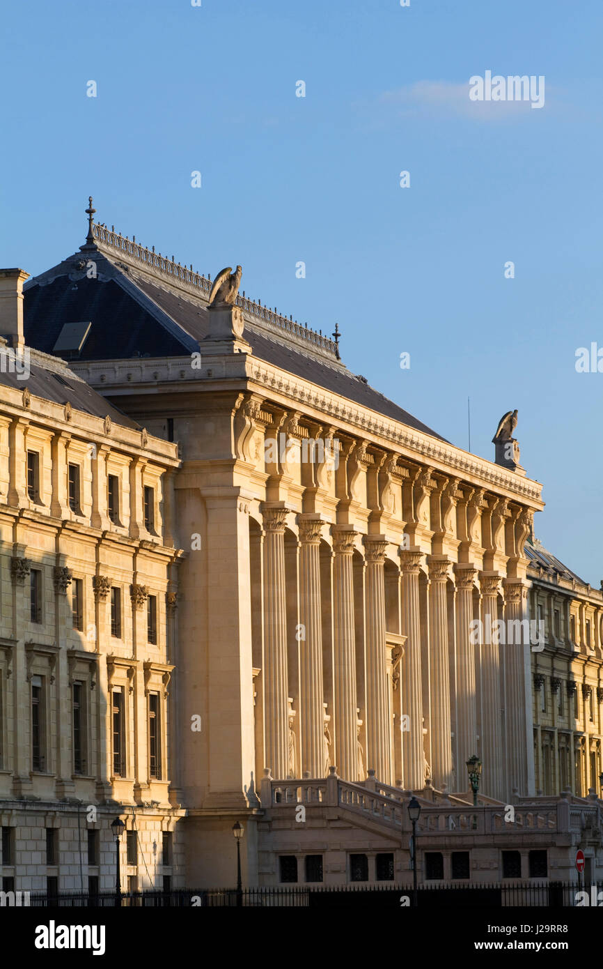 France, Paris, Ile De La Cite, Western Facade Of The Palais De Justice ...