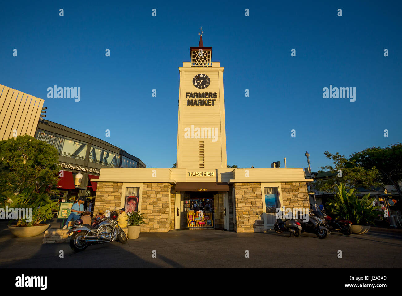 Los angeles farmers market hi-res stock photography and images - Alamy