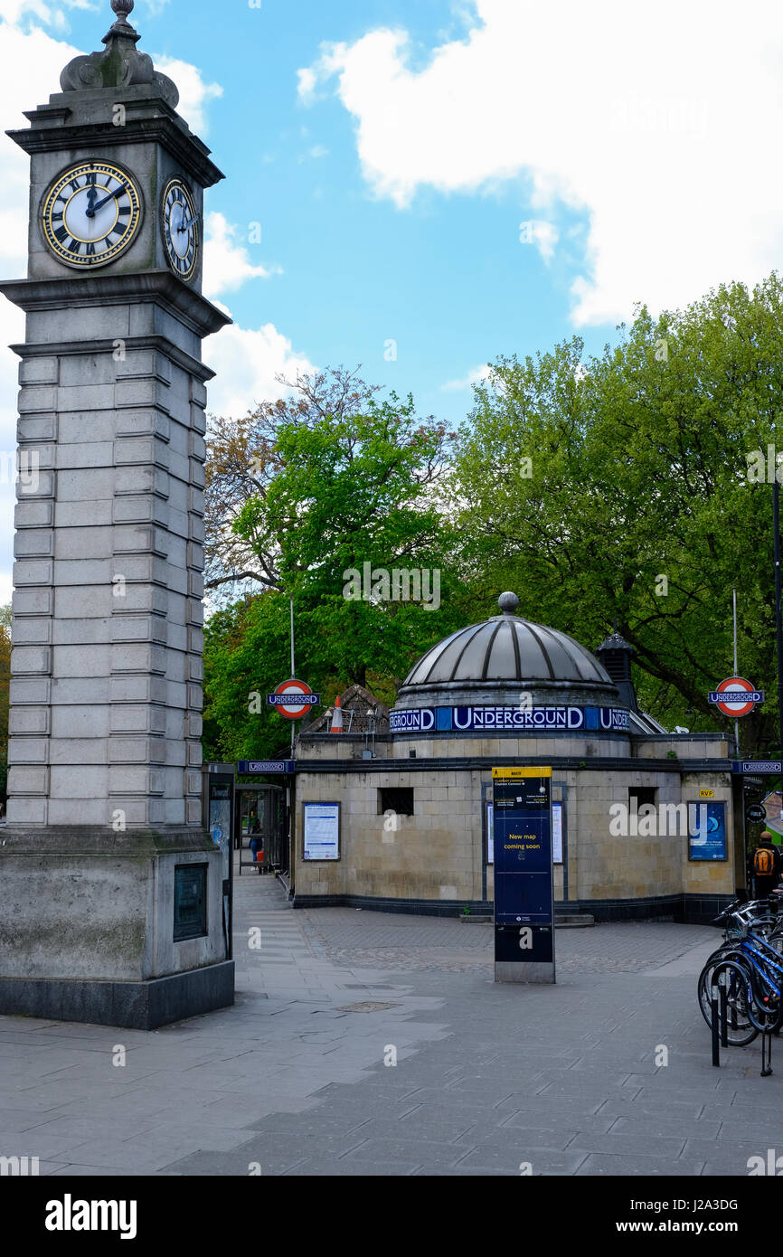 Clapham Common station Stock Photo Alamy