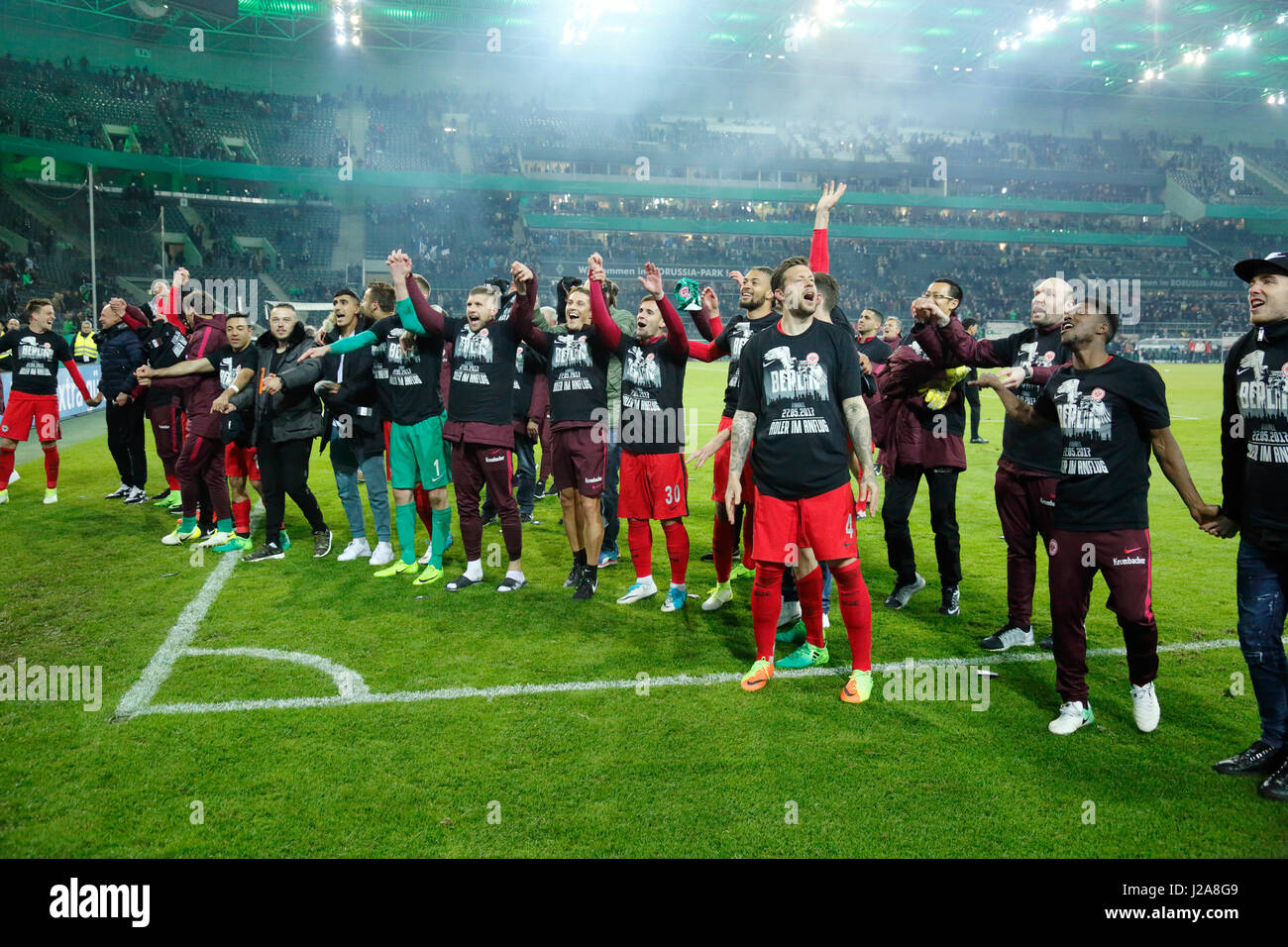 sports, football, DFB Cup, 2016/2017, Round 5, semifinal, Borussia Moenchengladbach vs Eintracht Frankfurt 7:8 on penalties, Stadium Borussia Park, Frankfurt players rejoicing at the win and the entry to the DFB Cup final 2017 in Berlin Stock Photo