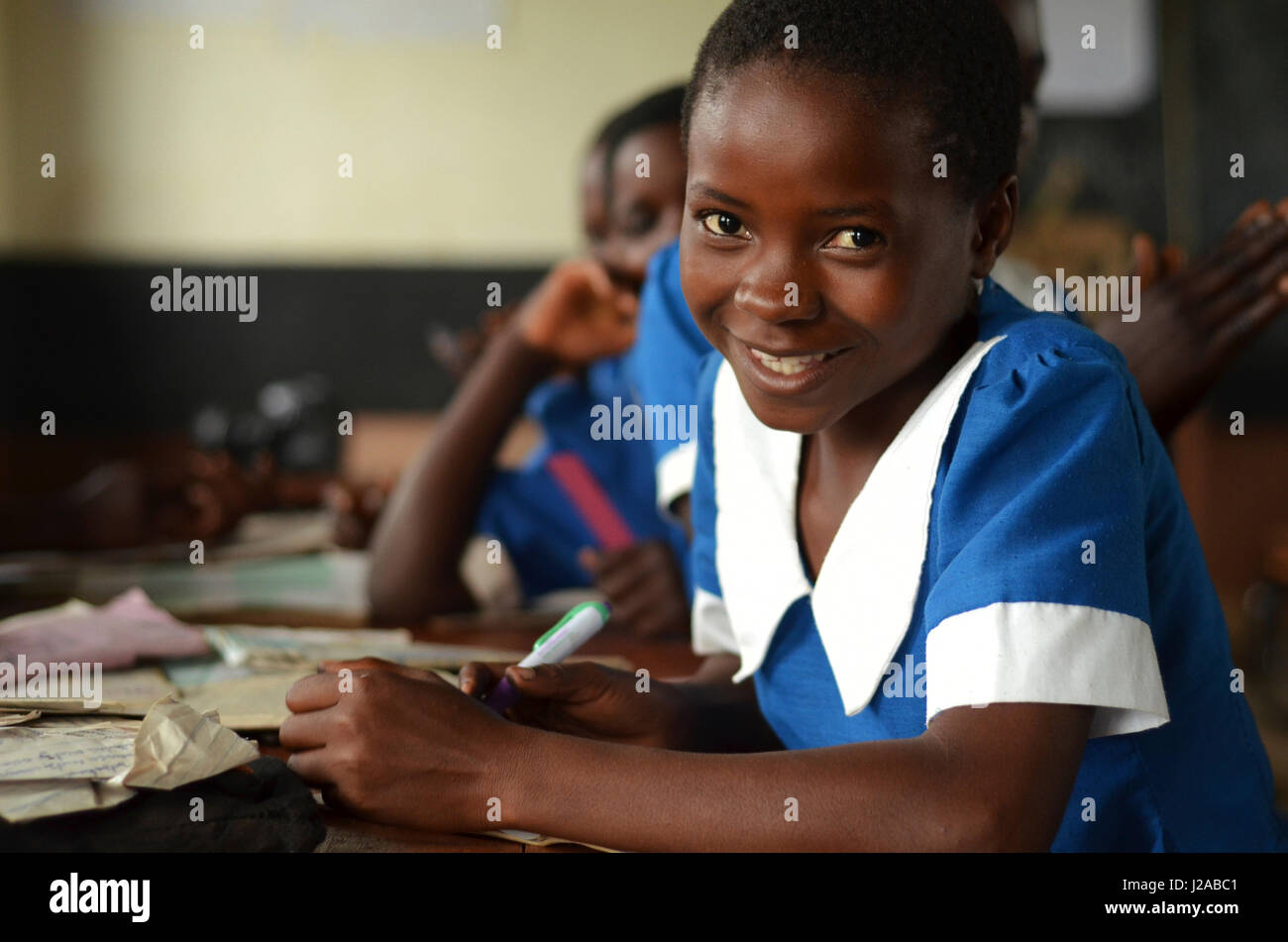 Malawi Lilongwe Chambwe Primary School Pupils In Classroom