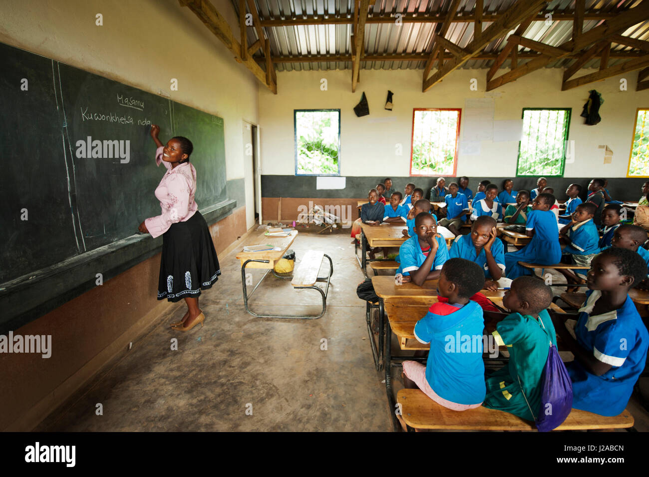 Malawi Lilongwe Chambwe Primary School Ndawona Kawaza Teaching
