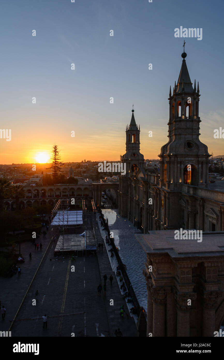 Peru, Arequipa, View of the cathedral of Arequipa from a roof terrace restaurant Stock Photo