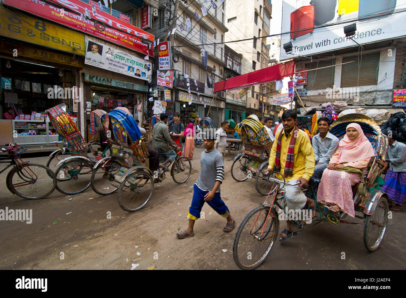 Busy street in the shopping district, Dhaka, Bangladesh, Asia Stock