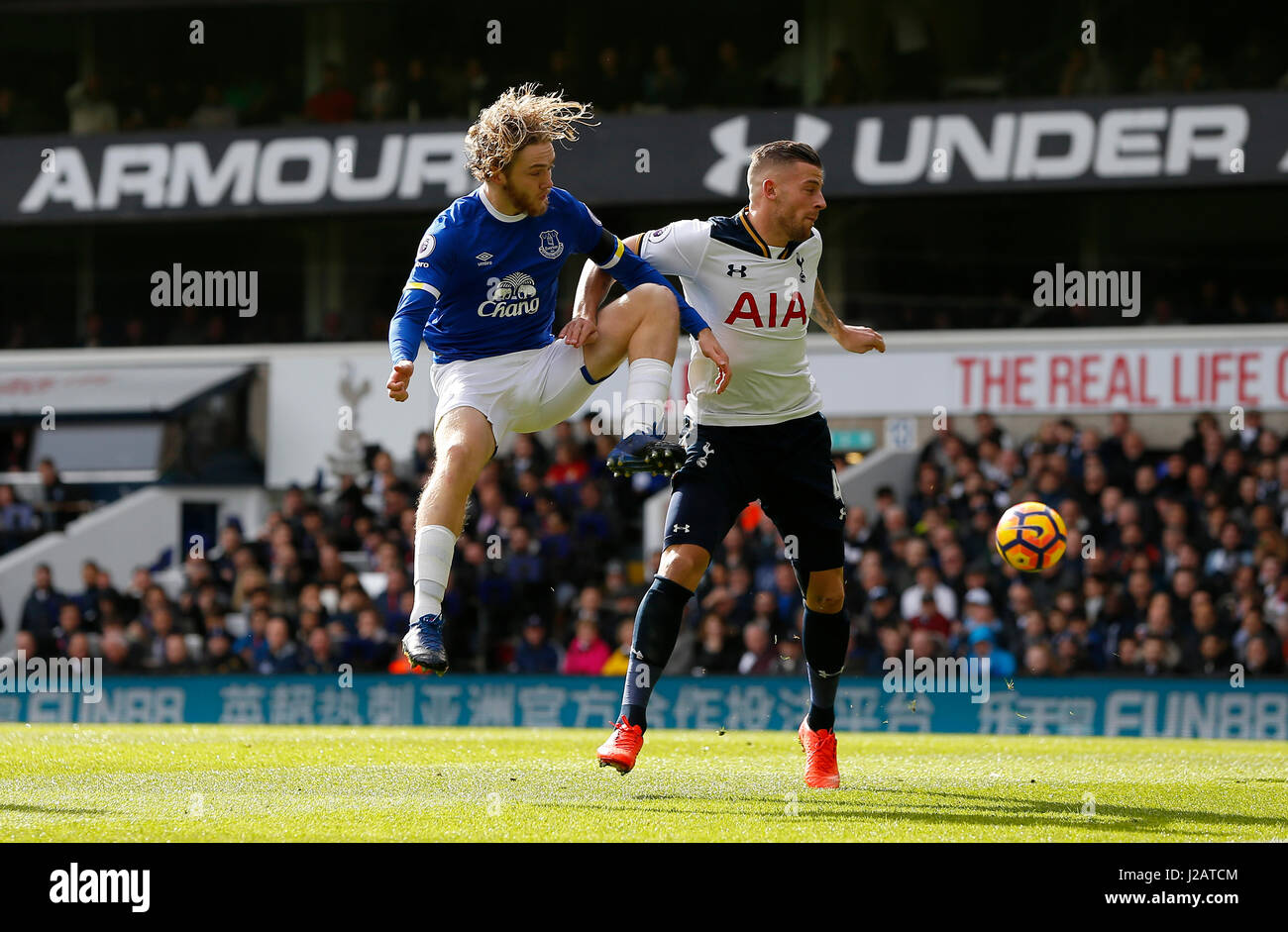 Tom Davies of Everton  vies for the ball with Toby Alderweireld of Tottenham during the Premier League match between Tottenham Hotspur and Everton at White Hart Lane in London. March 5, 2017. James Boardman / Telephoto Images EDITORIAL USE ONLY  FA Premier League and Football League images are subject to DataCo Licence see www.football-dataco.com Stock Photo