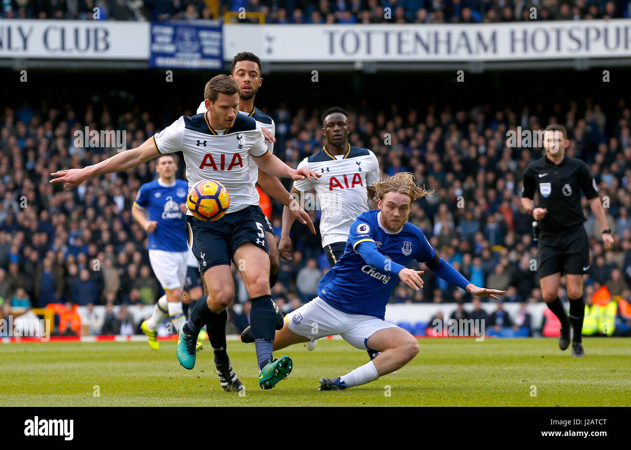 Tom Davies of Everton tackles Jan Vertonghen of Tottenham  during the Premier League match between Tottenham Hotspur and Everton at White Hart Lane in London. March 5, 2017. James Boardman / Telephoto Images EDITORIAL USE ONLY  FA Premier League and Football League images are subject to DataCo Licence see www.football-dataco.com Stock Photo