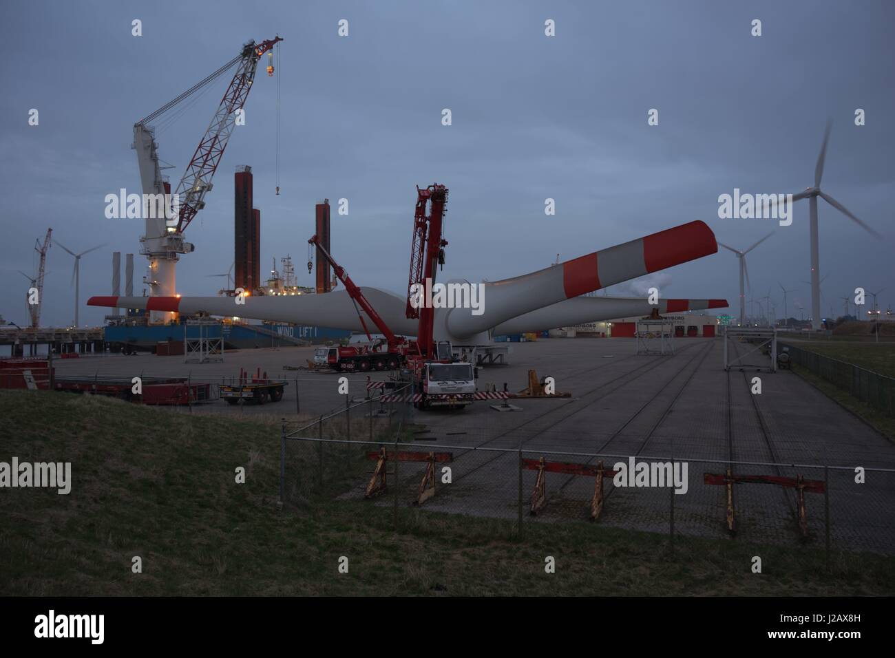 Loading of rotor blades on a heavylift ship on March 15, 2017 in Eemshaven