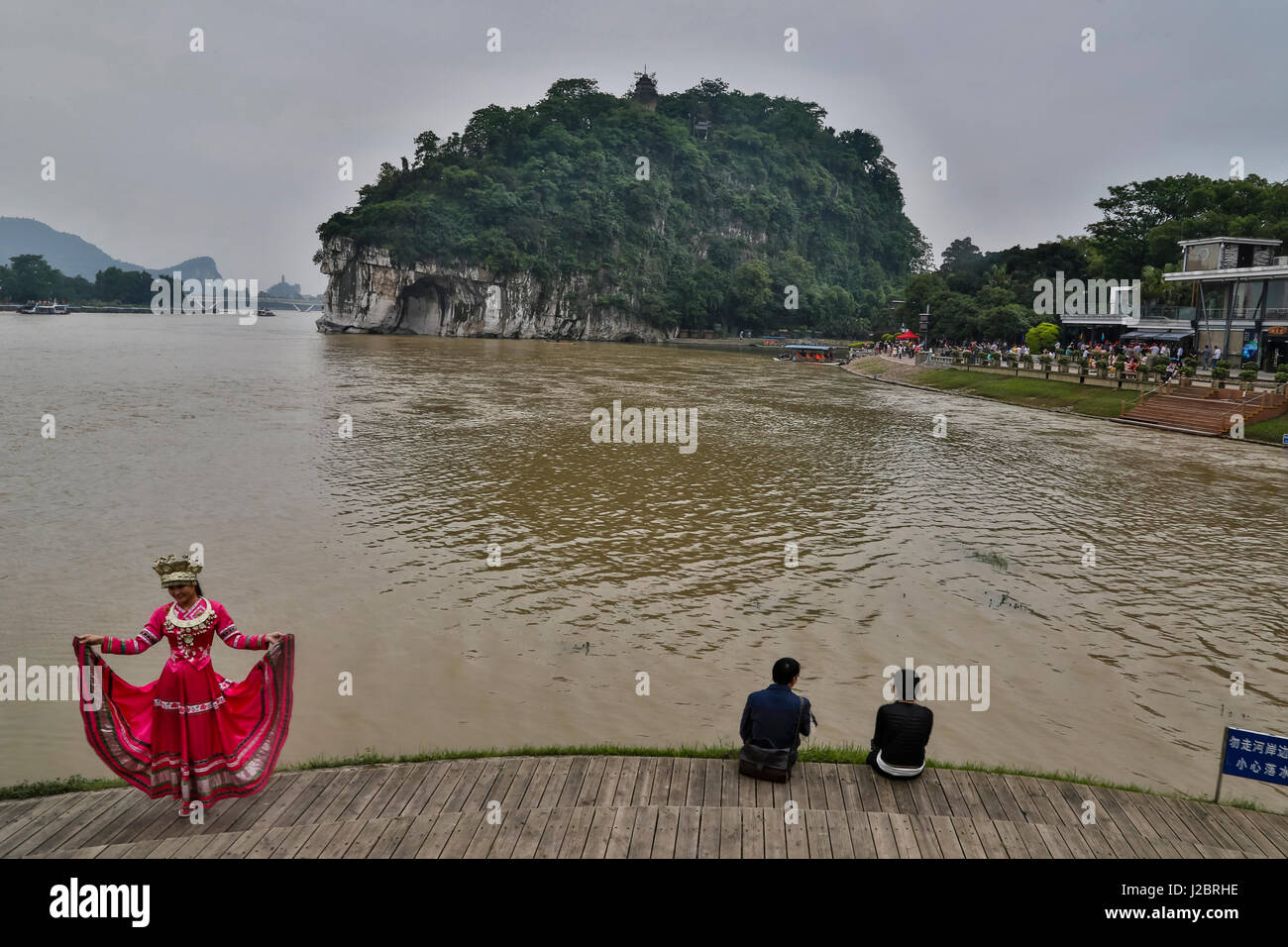 Dressed in Costume along the Li River, Guilin Stock Photo