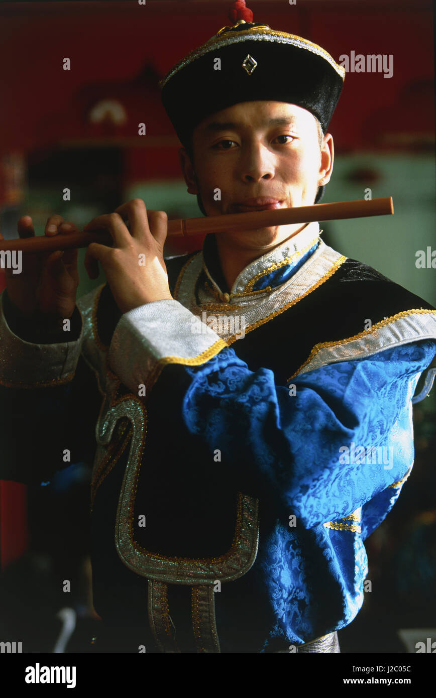 Mongolian music instrument hi-res stock photography and images - Alamy