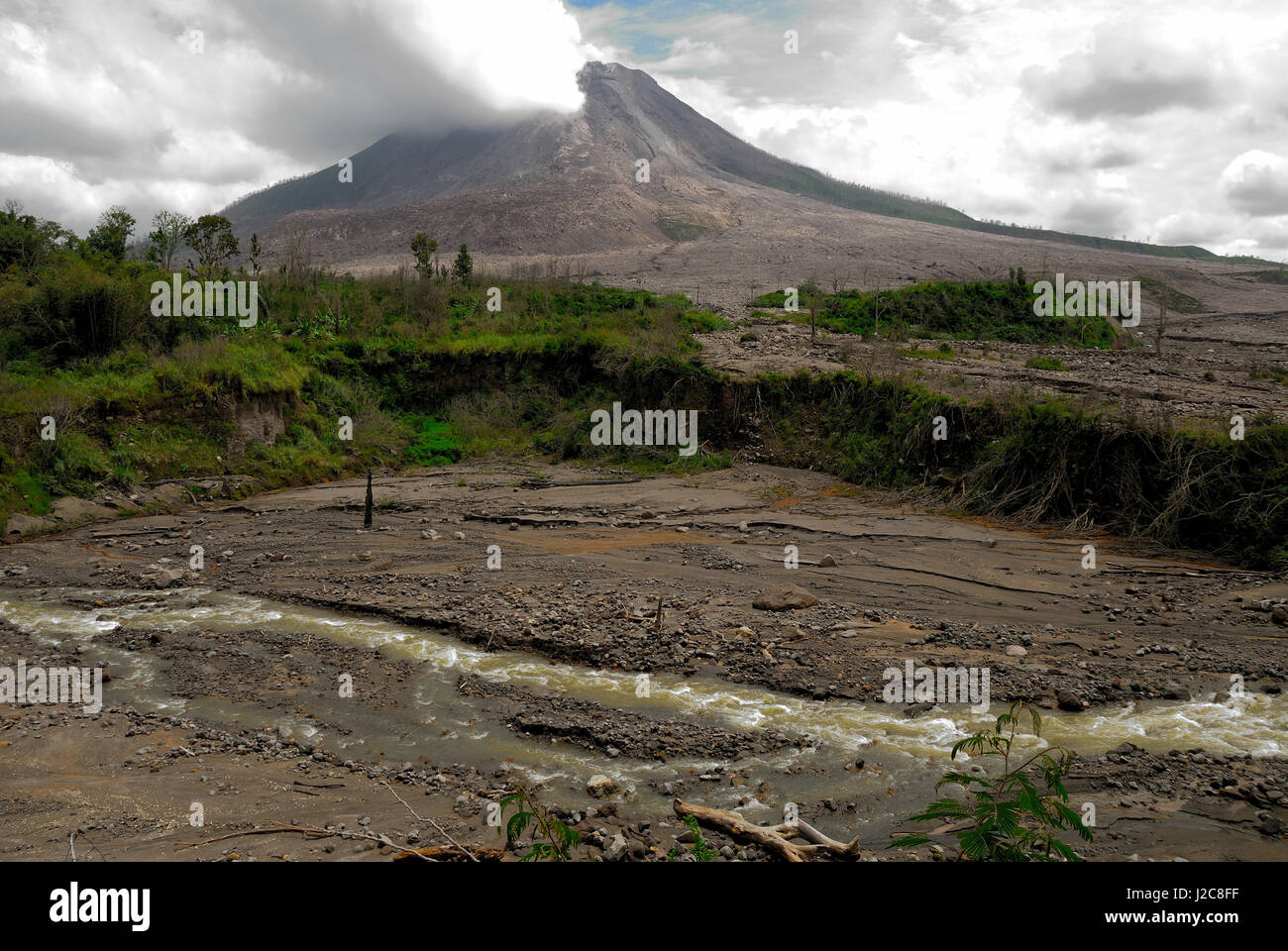 Pleistocene to holocene stratovolcano hi-res stock photography and ...