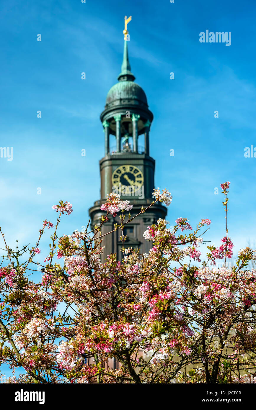 St michaels church hamburg hi-res stock photography and images - Alamy