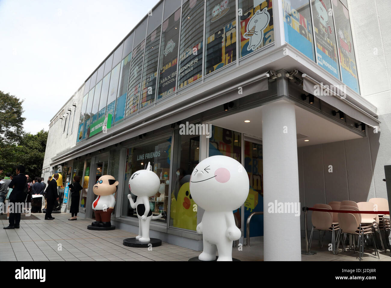 Tokyo, Japan. 27th Apr, 2017. A popup cafe and character goods shop
