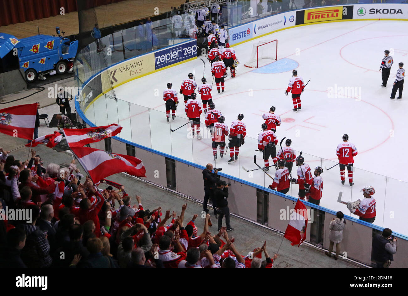 Kiev, Ukraine. 27th April, 2017. Austrian icehockey players thank