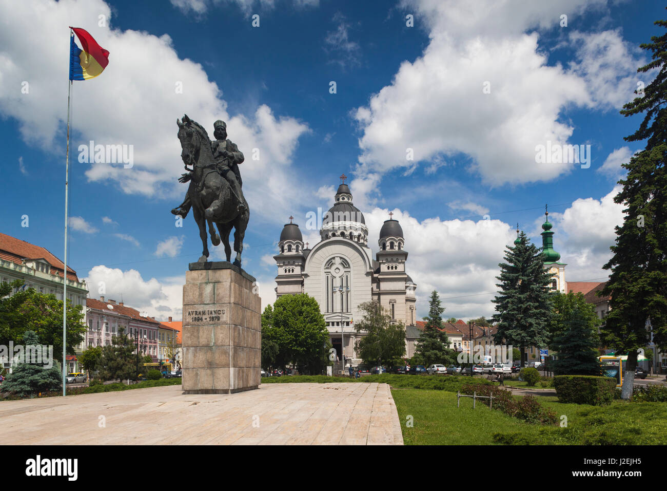 Romania, Transylvania, Targu Mures, Piata Trandafirilor Square, statue to Avram Iancu and Orthodox Cathedral Stock Photo