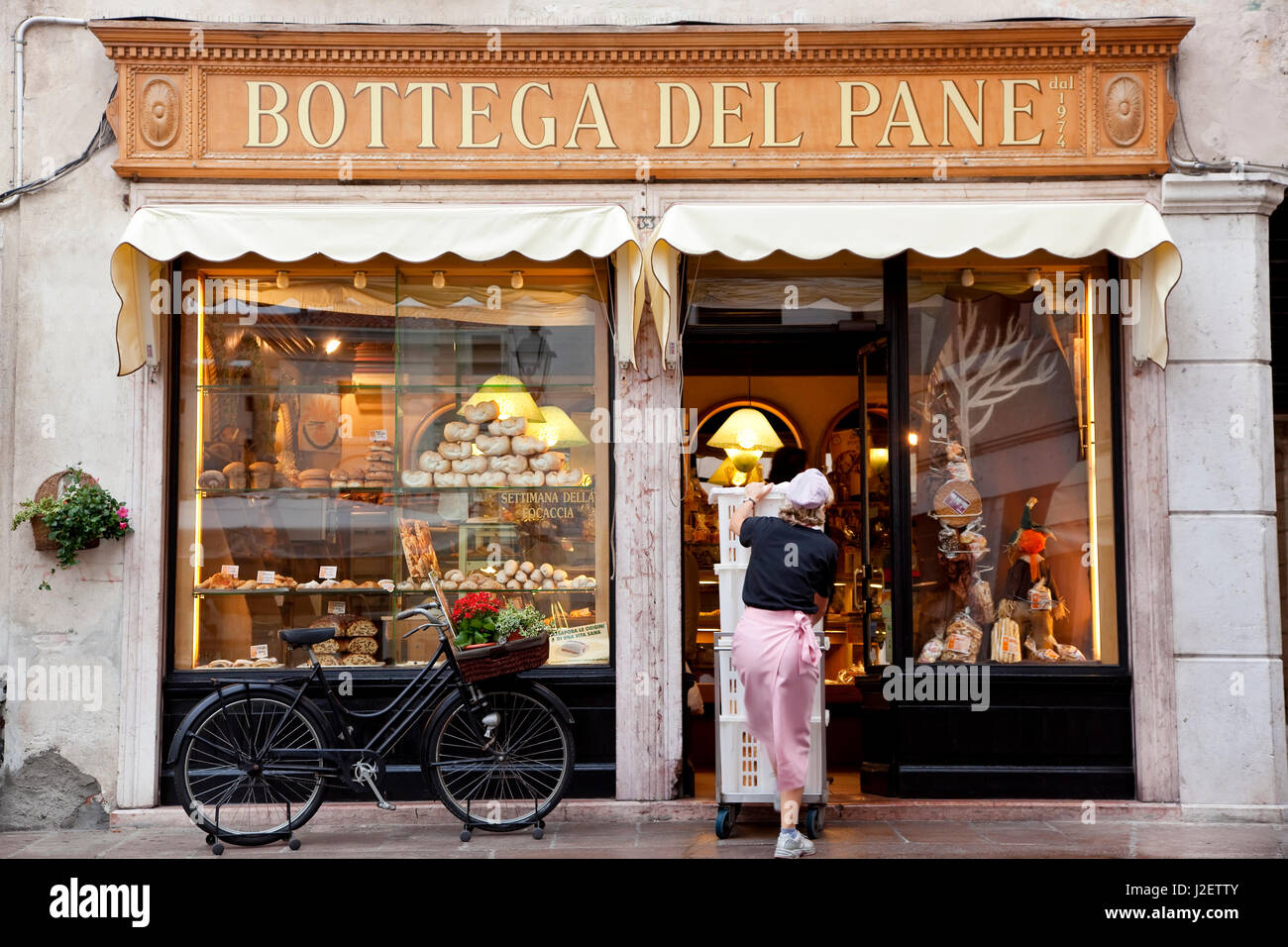 Bakery selling bread, cakes, pizza etc, Bassano del Grappa, Veneto, Vicenza district, Italy Stock Photo