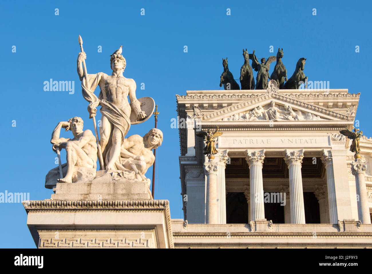 Europe, Italy, Rome. Altar of the Fatherland, Il Vittoriani. Commemorates unification of Italy. Sometimes referred to as wedding cake Stock Photo