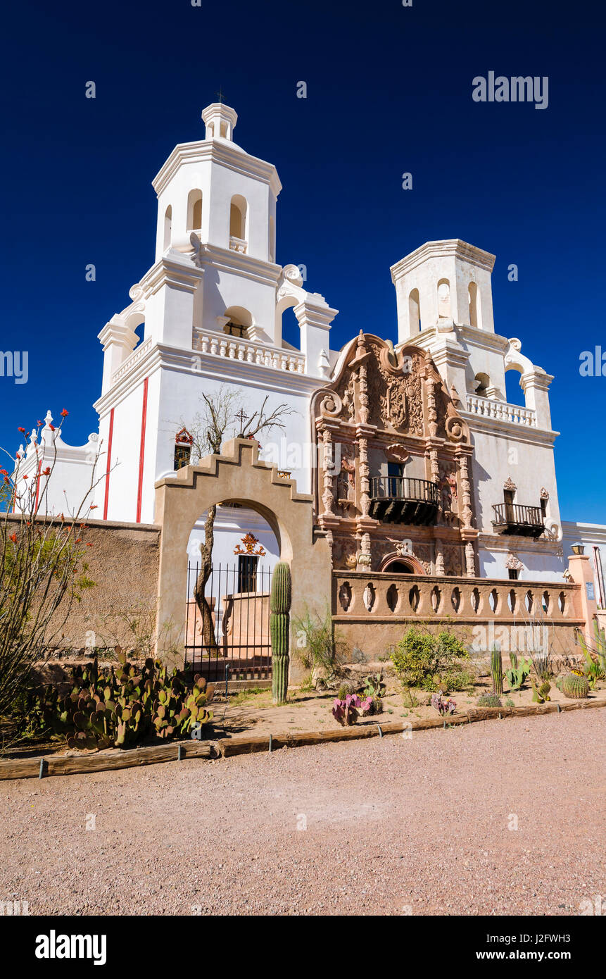 Mission San Xavier del Bac, Tohono O