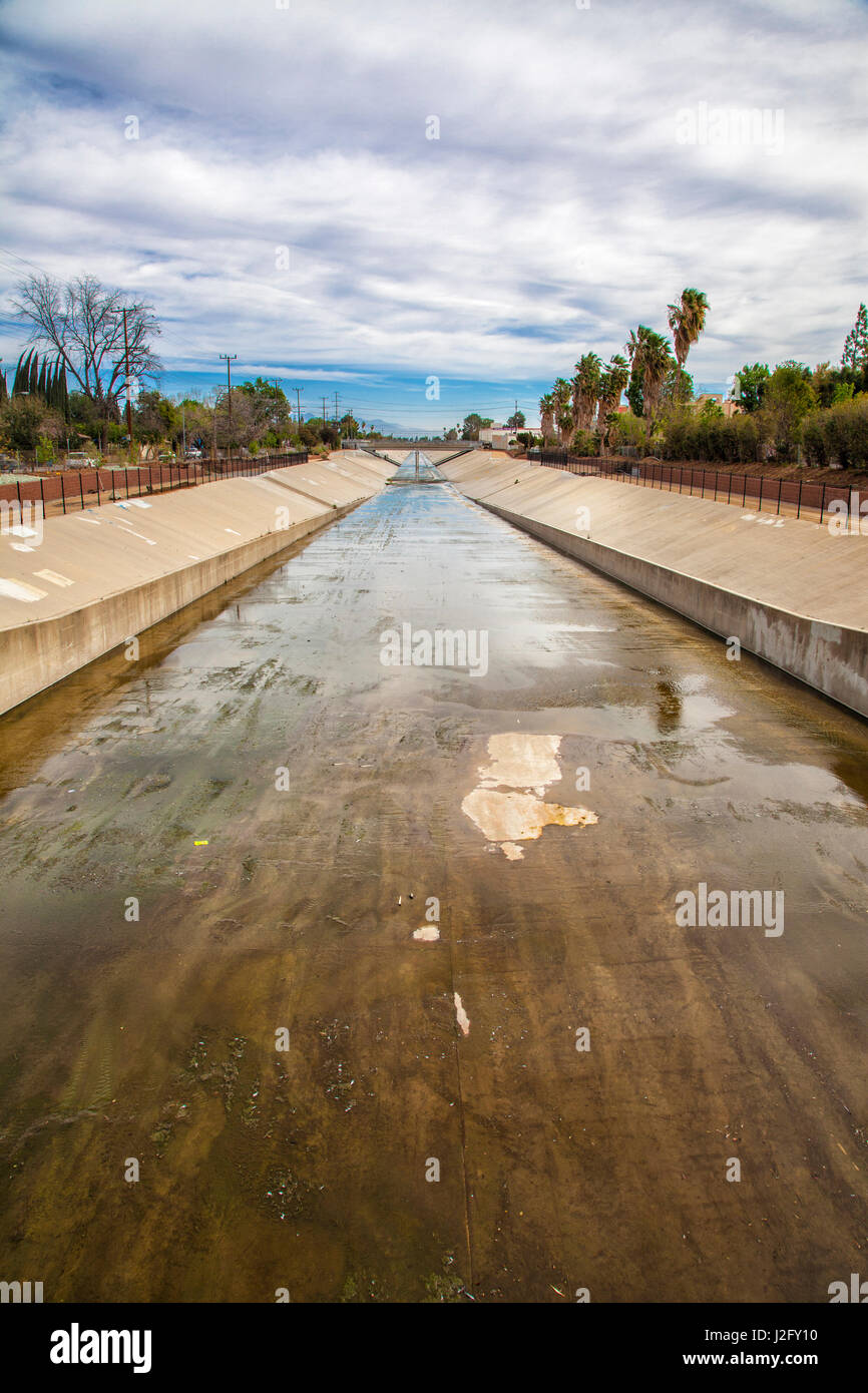 Beginning of the los angeles river hires stock photography and images