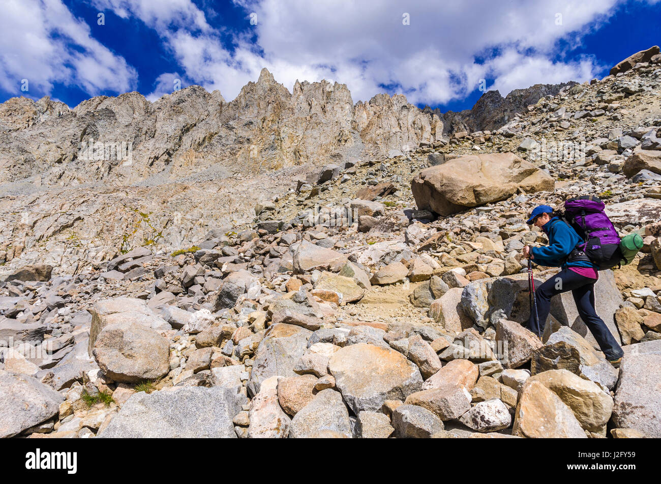 Backpacker on the Bishop Pass Trail, John Muir Wilderness, Sierra Nevada Mountains, California, Usa (MR) Stock Photo