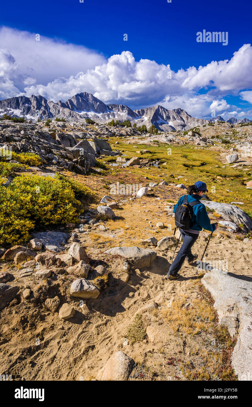 Hiker on the Bishop Pass Trail in Dusy Basin, Kings Canyon National Park, Usa (MR) Stock Photo