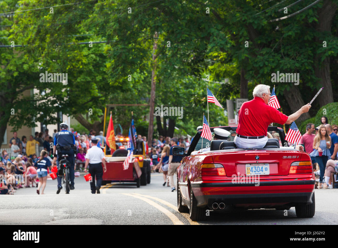 USA, Massachusetts, Cape Ann, Rockport, Fourth of July Parade, VIP in convertable Stock Photo