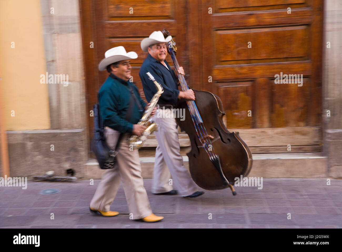 Sax Player High Resolution Stock Photography and Images Alamy
