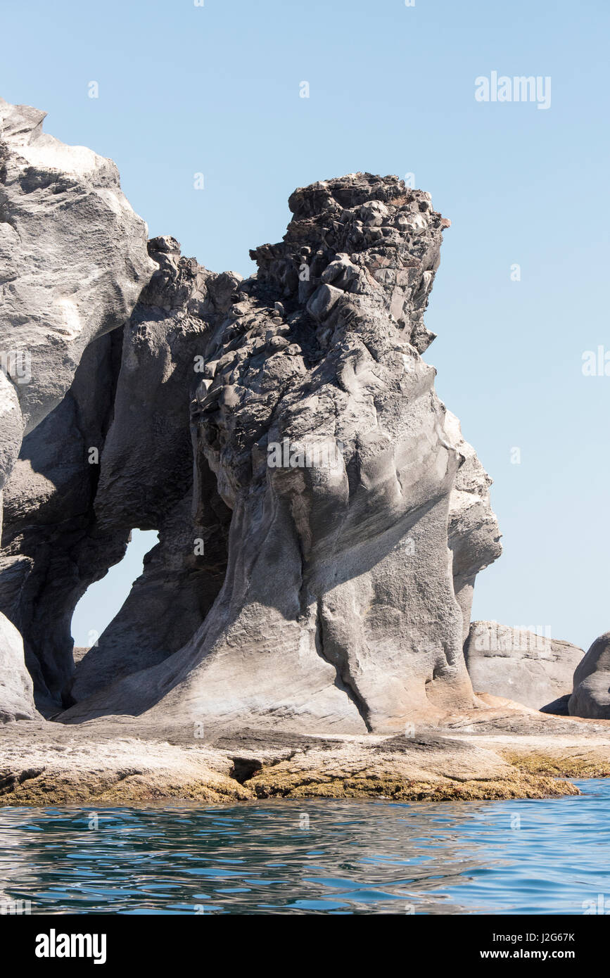 Mexico, Baja California Sur, Sea of Cortez. Isla Coronado lava formations. UNESCO World Heritage Site Stock Photo