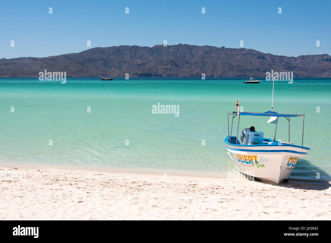 Mexico, Baja California Sur, Sea of Cortez. White sand beach and calm waters Isla Coronado Stock Photo