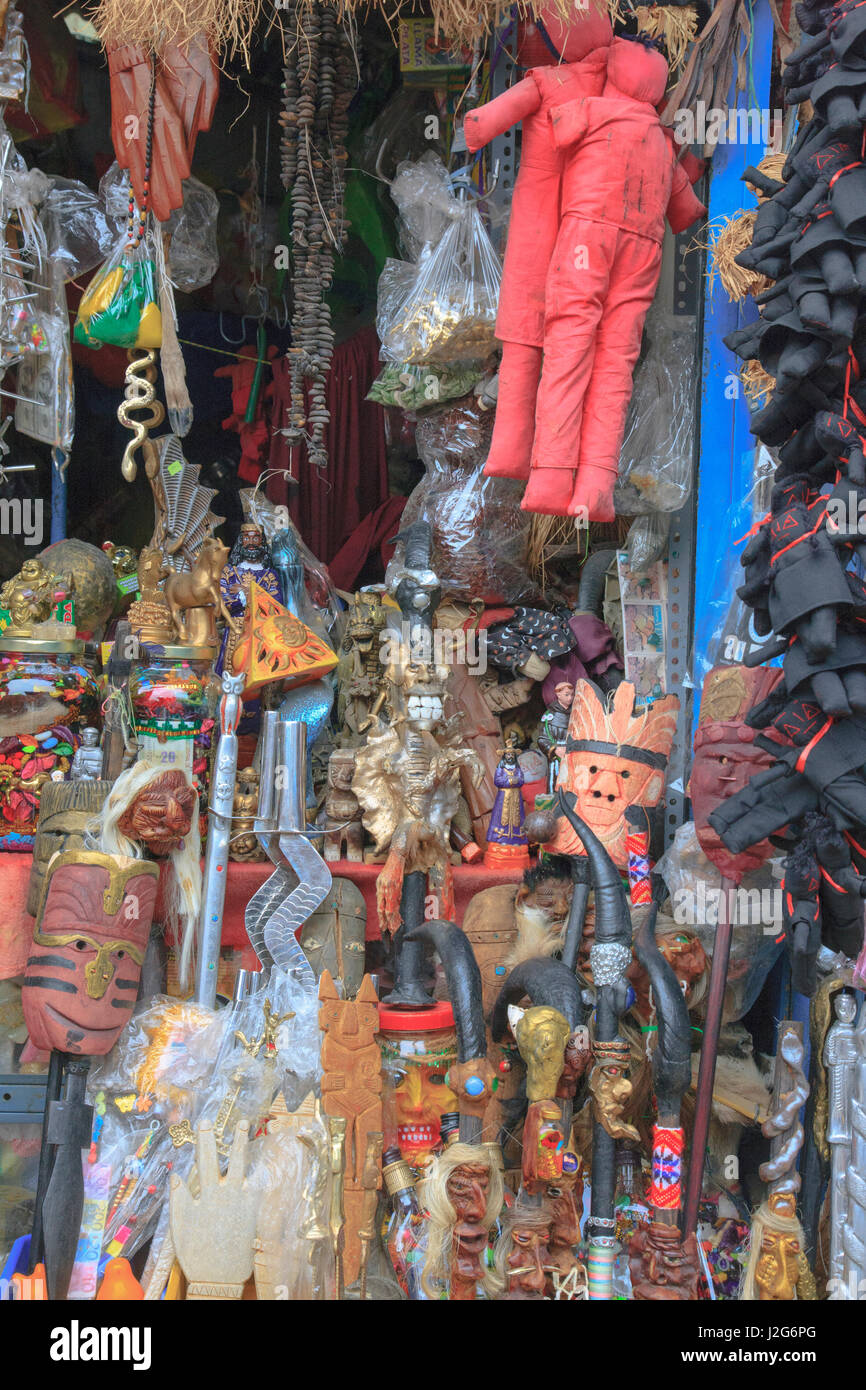 Located in the southwest corner of Mercado Modelo is the Witches Market where witch doctors, shamans, and healers sell tonics, hallucinogens, herbs and amulets. Stock Photo
