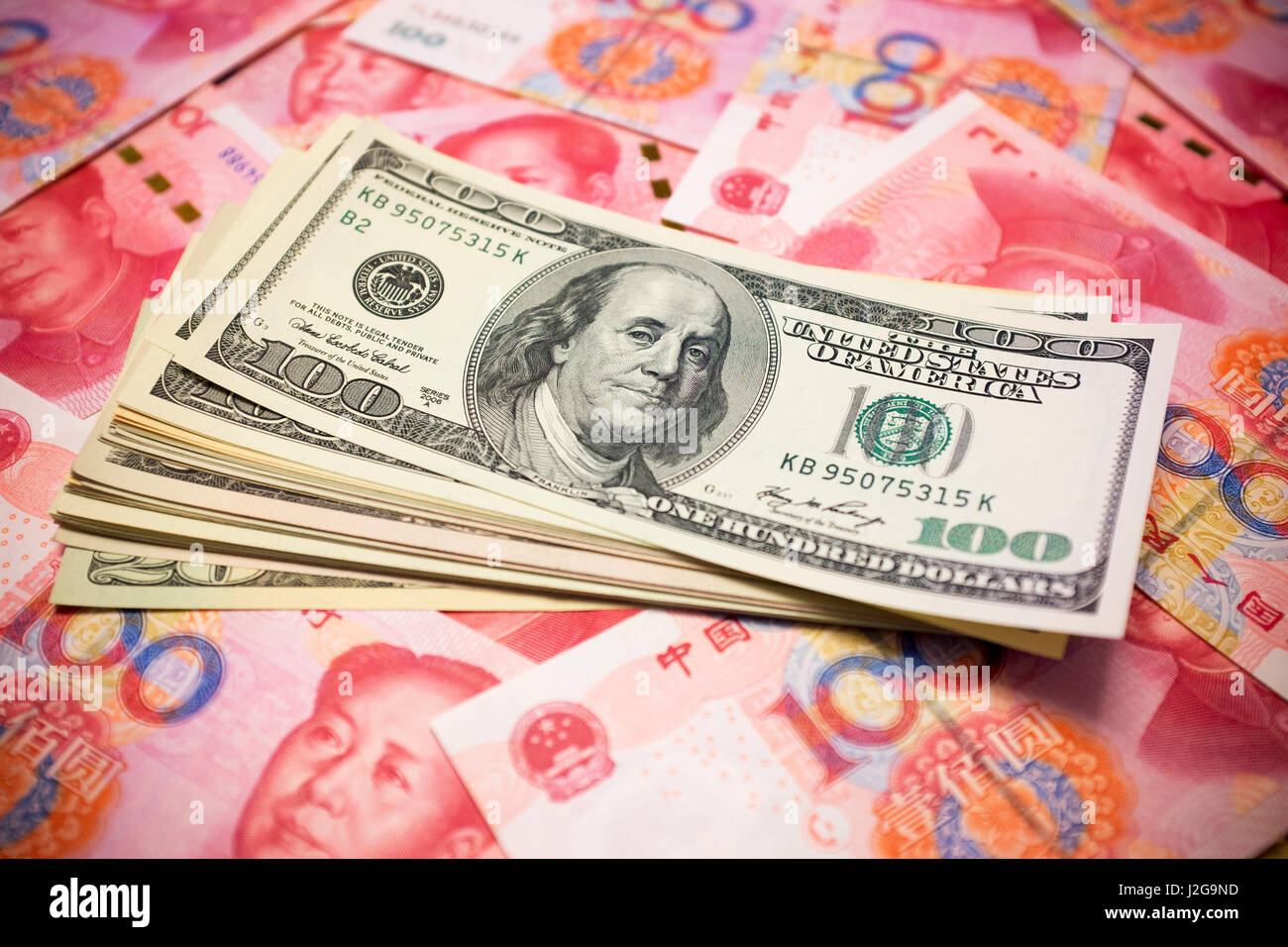Dollar yuan exchange rate hi-res stock photography and images - Page 2 -  Alamy