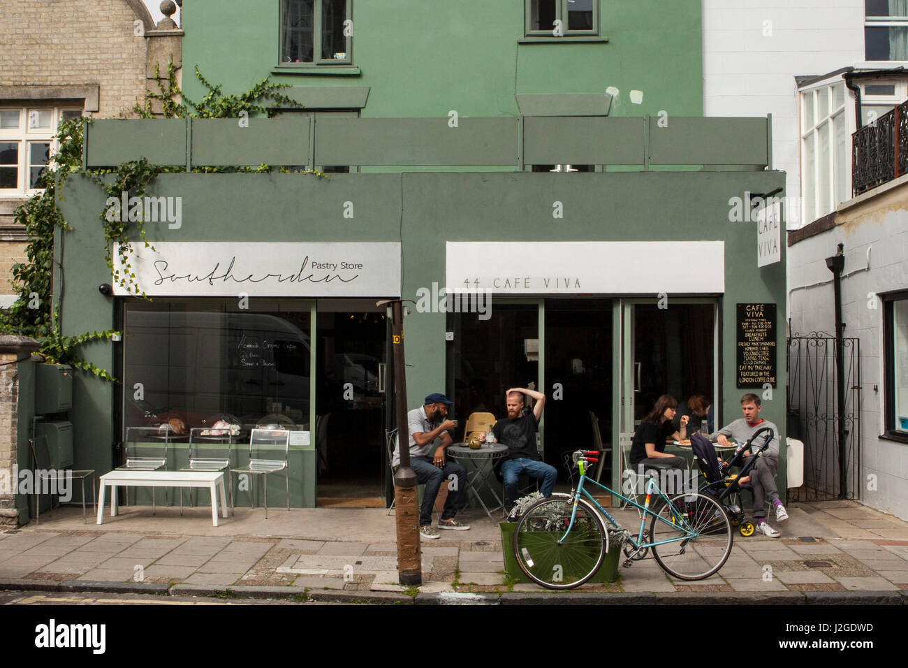 Cafe Viva on Choumert Road. Photographs from Choumert Road, in Peckham in  South London. Choumert Road is next to Rye Lane, which is the main high str  Stock Photo - Alamy