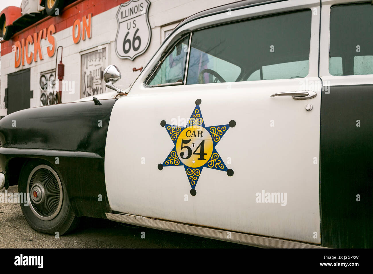 Joliet, Illinois, USA. Route 66, Old 1950's police car Stock Photo Alamy