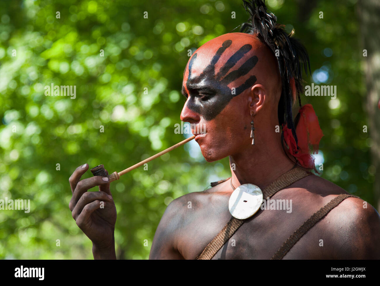 American Indian War Paint High Resolution Stock Photography and Images -  Alamy