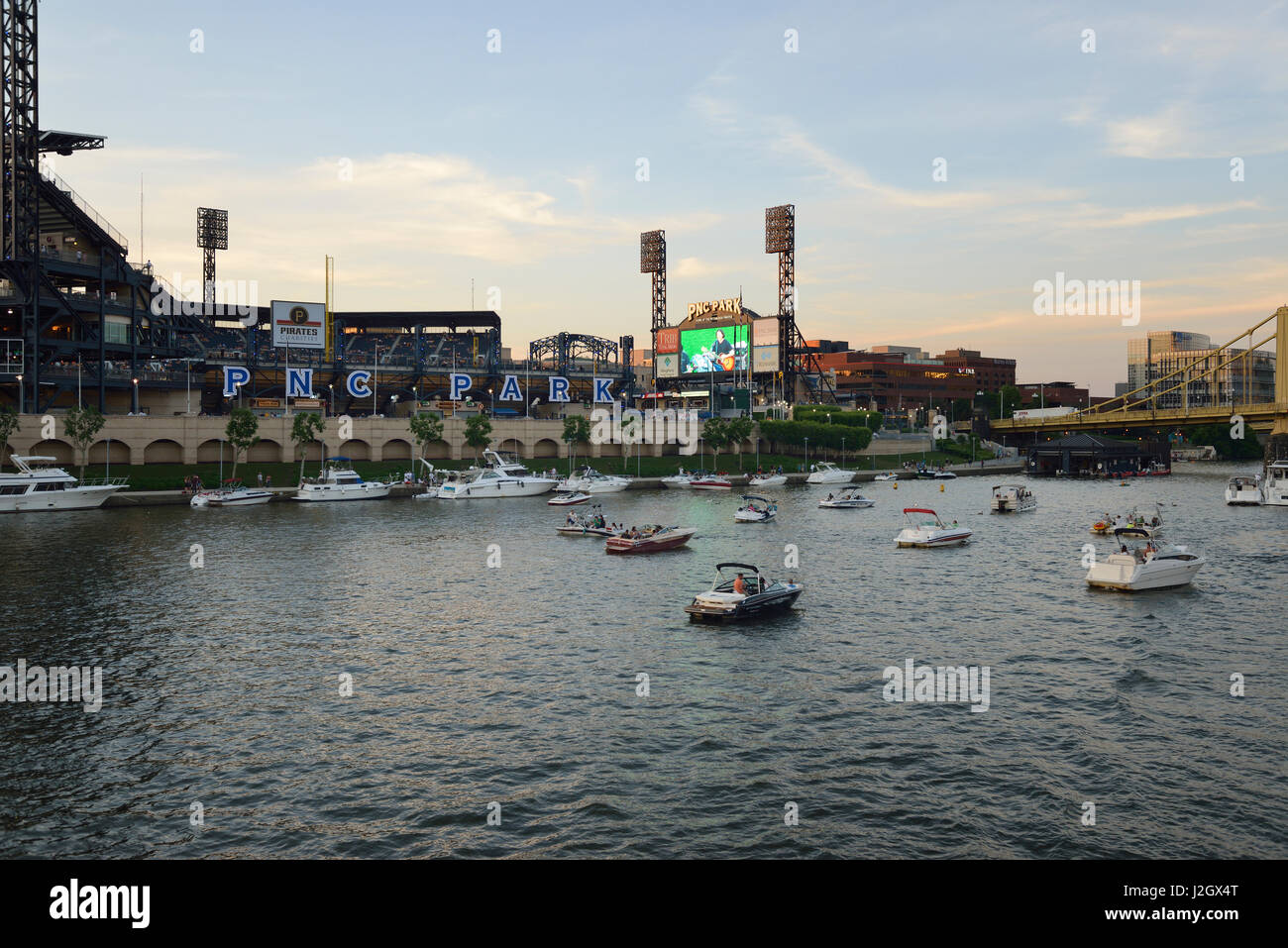 USA, Pennsylvania, Pittsburgh. Boats on the Allegheny River in front of PNC Park (Large format sizes available) Stock Photo