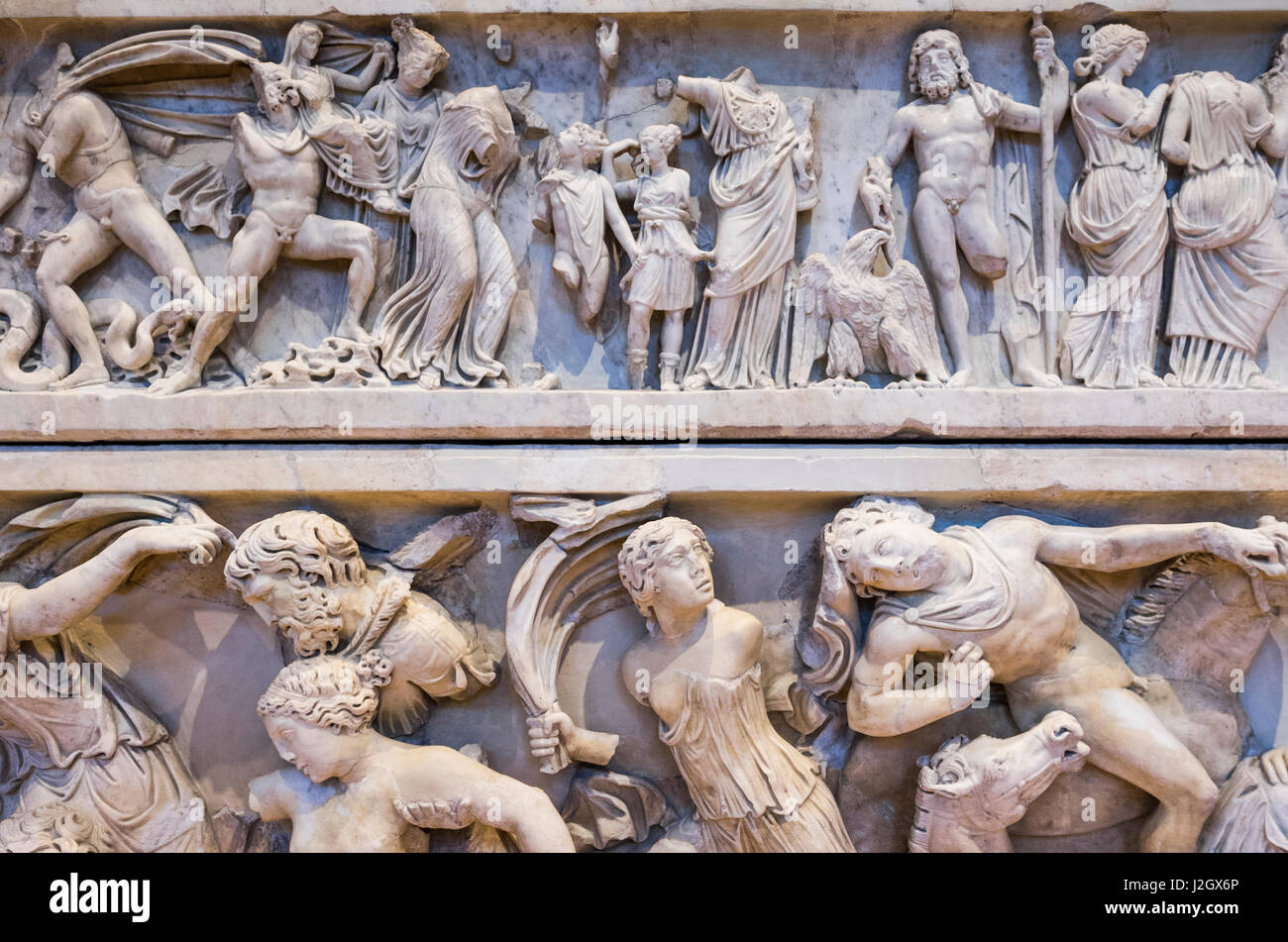 USA, Rhode Island, Providence, Rhode Island School of Design (RISD) Museum, detail of Roman sarcophagus, 2nd century AD Stock Photo